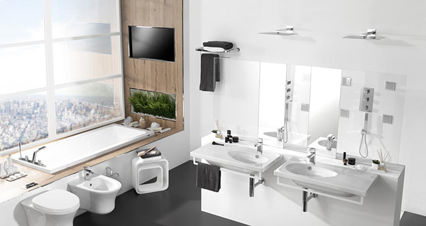 Белый современный интерьер ванной комнаты