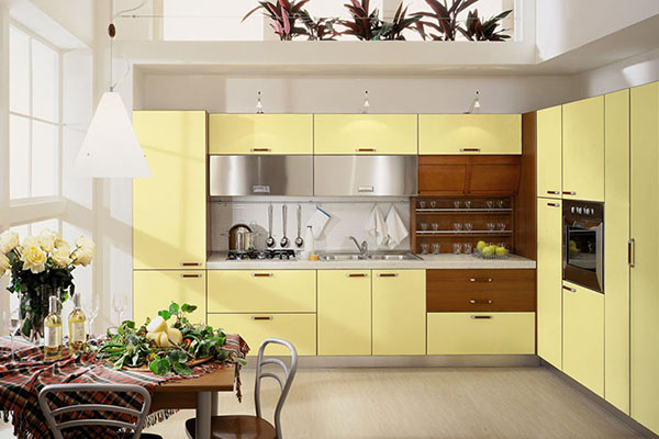 Интерьер кухни в желтом цвете фото 12