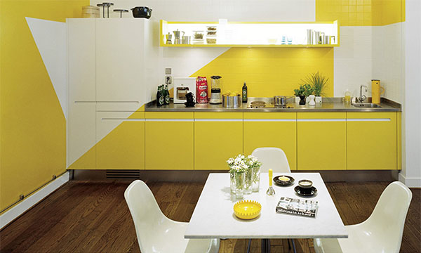Интерьер кухни в желтом цвете фото 16