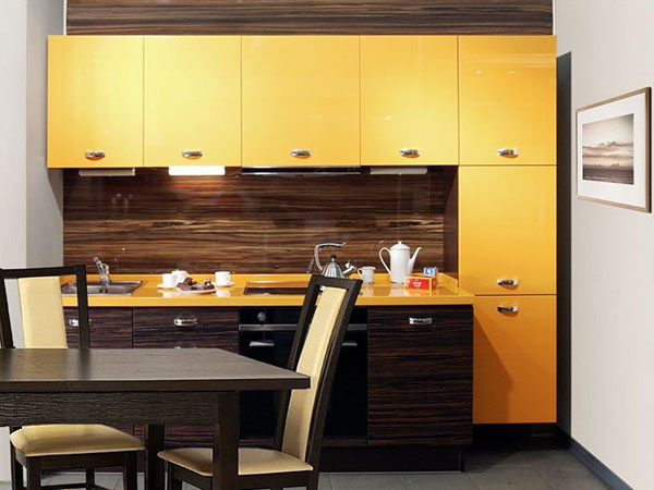Интерьер кухни в желтом цвете фото 18