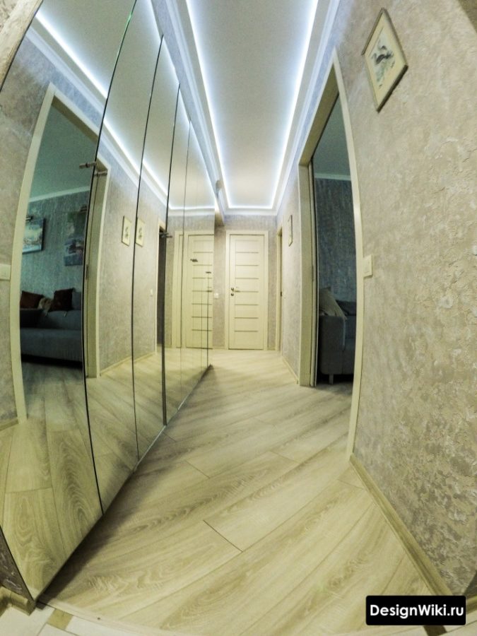 Реальное фото современного дизайна коридора в квартире